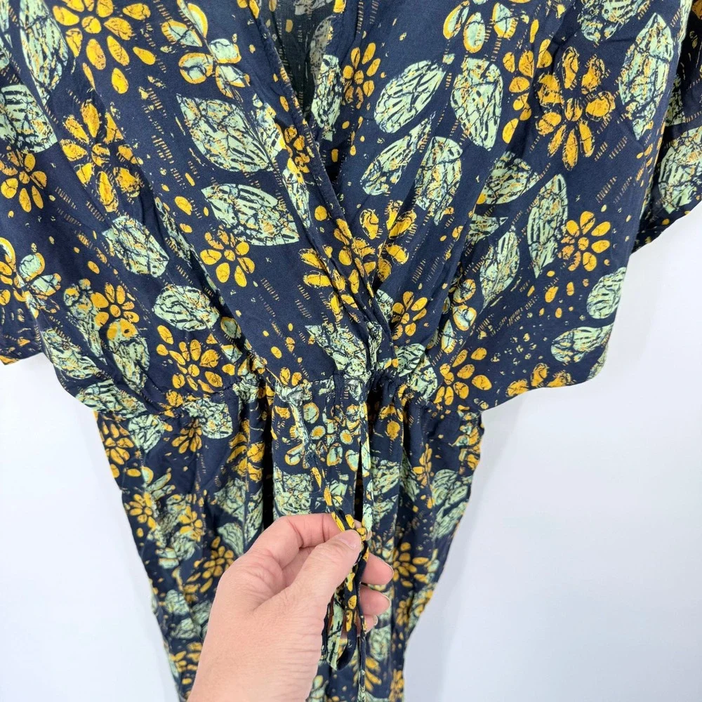 On The Road Womens Floral Batik Surplice V-Neck Drawstring Cropped Jumpsuit Navy